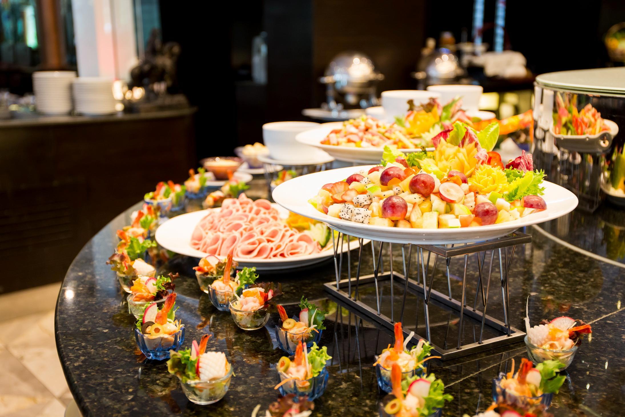 Ramada by Wyndham Bangkok Chaophya Park Hotel Bagian luar foto