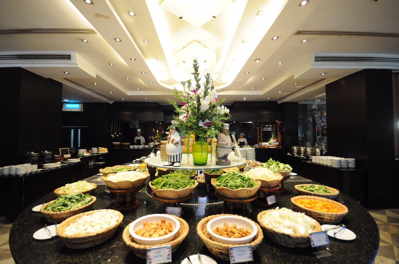 Ramada by Wyndham Bangkok Chaophya Park Hotel Bagian luar foto