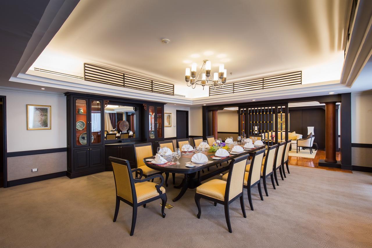 Ramada by Wyndham Bangkok Chaophya Park Hotel Bagian luar foto